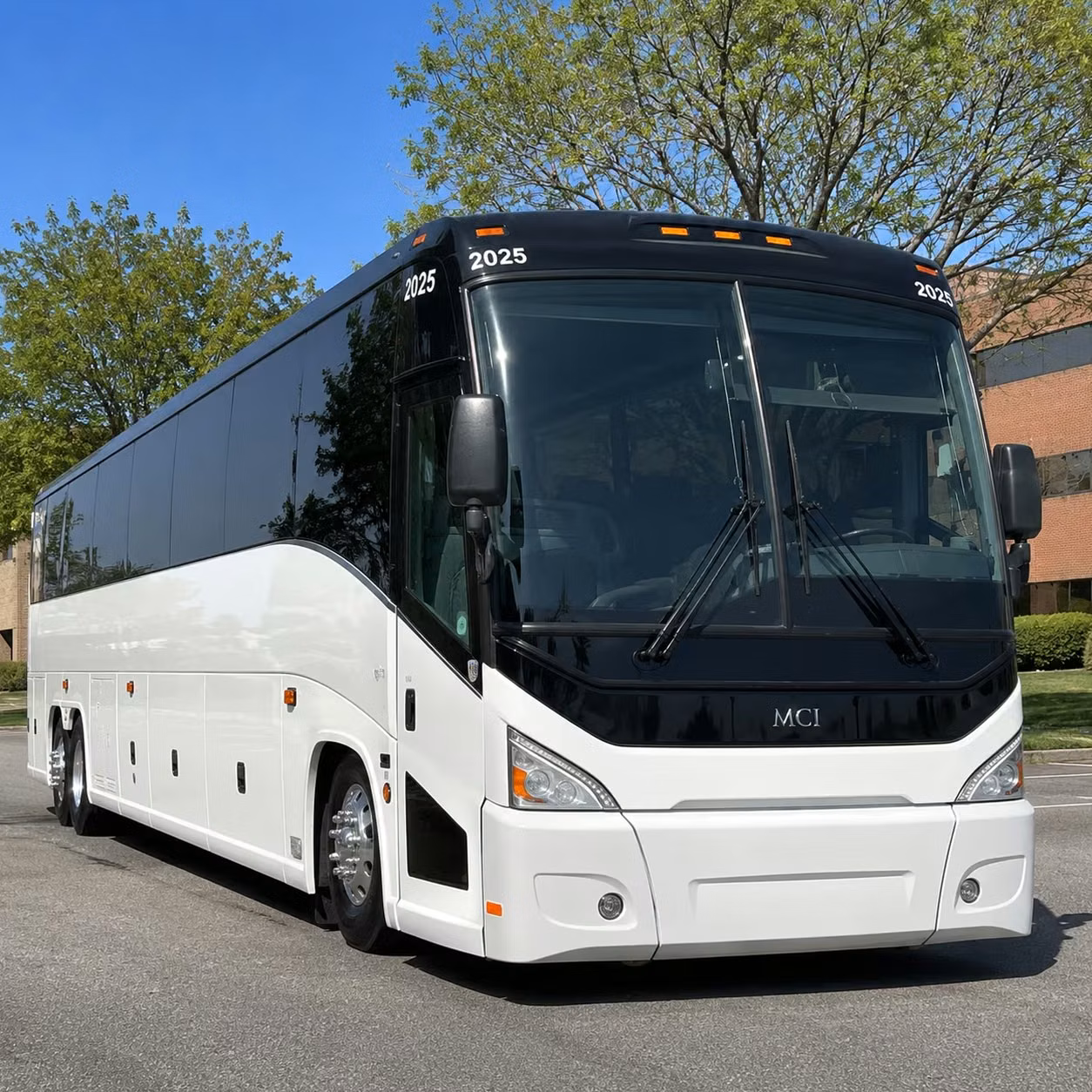 ak chin pavilion concert shuttles from mesa no parking stress just the show