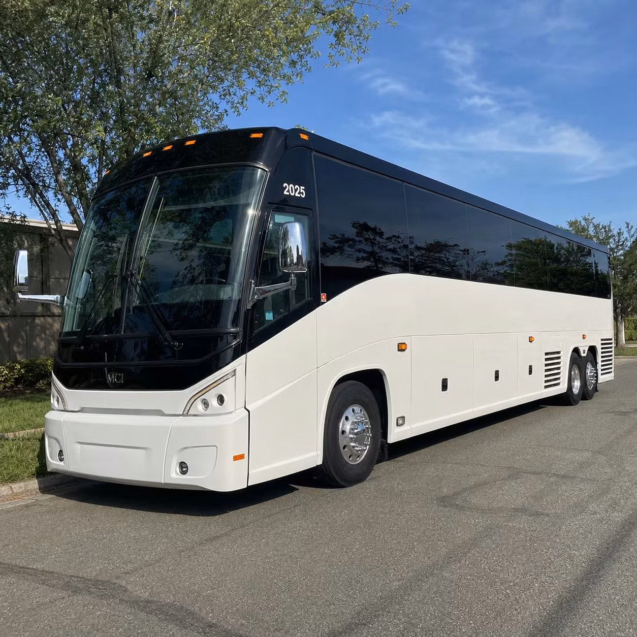 charterbusrentalmesa com is the right call for multi day corporate retreats out of mesa