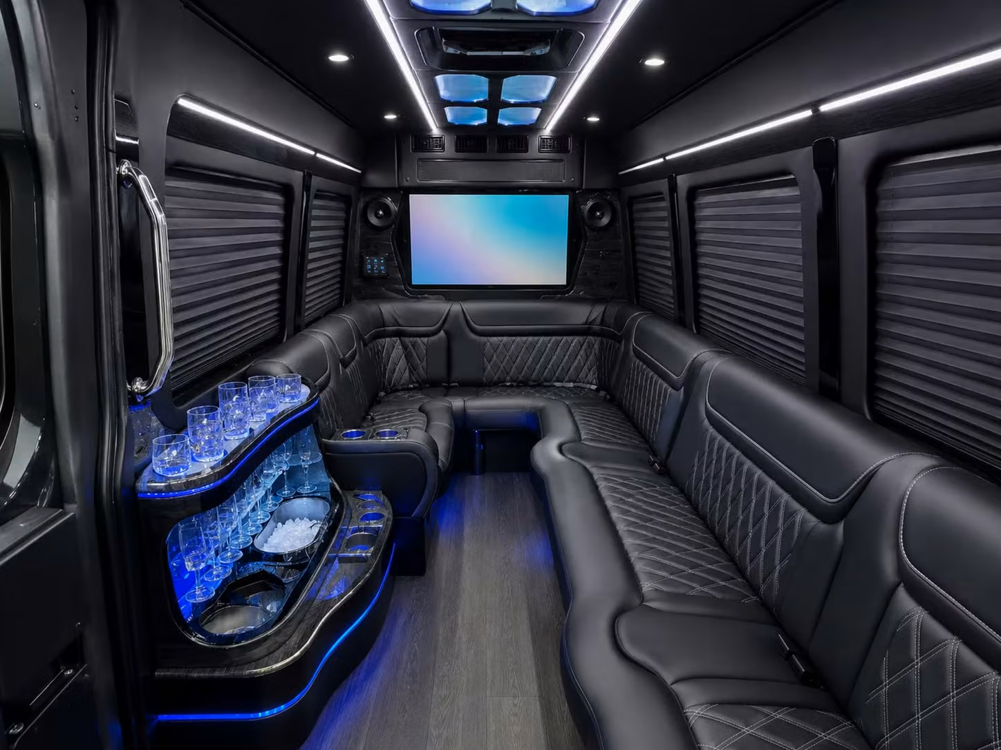 compare mesa corporate bus rentals for off site retreats and team events