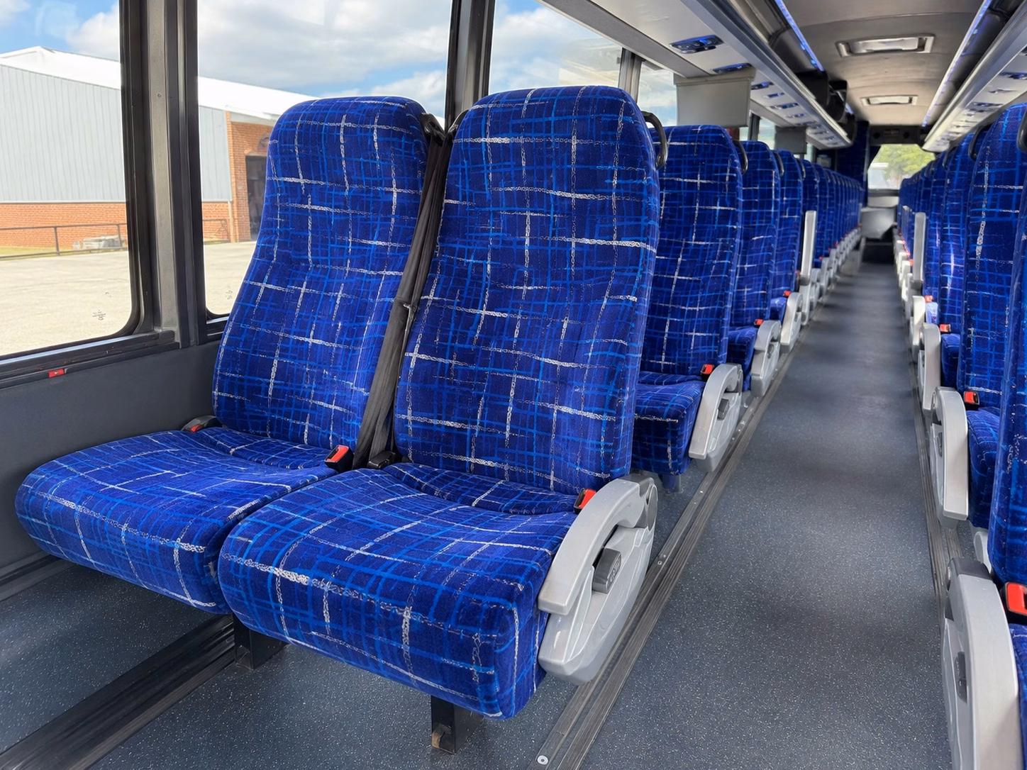 fan group transportation to phoenix suns mercury and arizona coyotes games